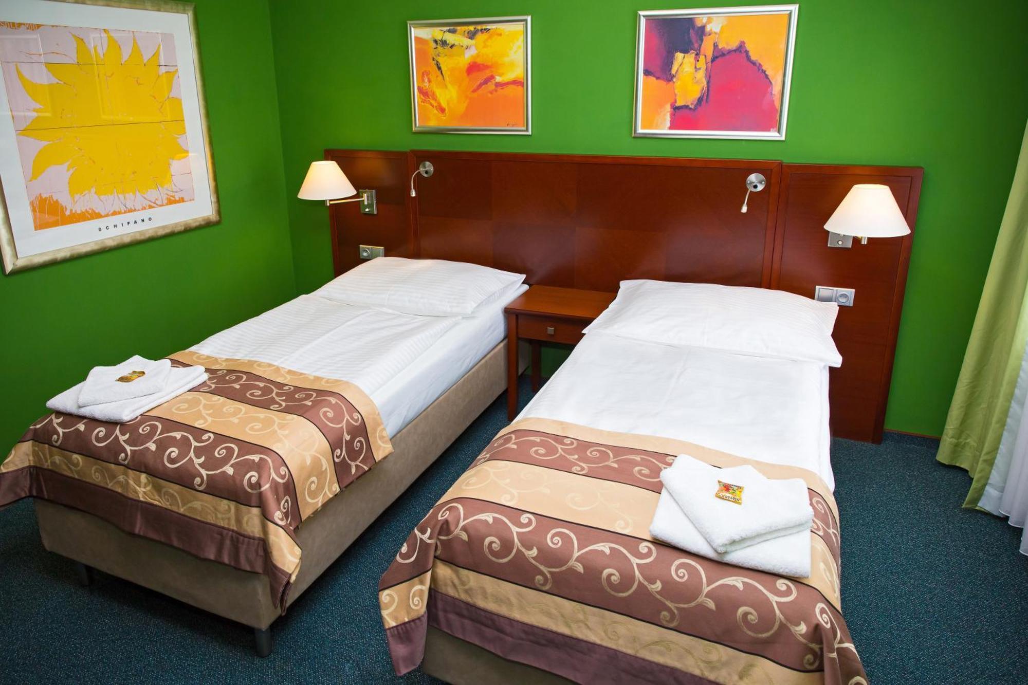 Hotel Rieger Garni ยีชิน ภายนอก รูปภาพ